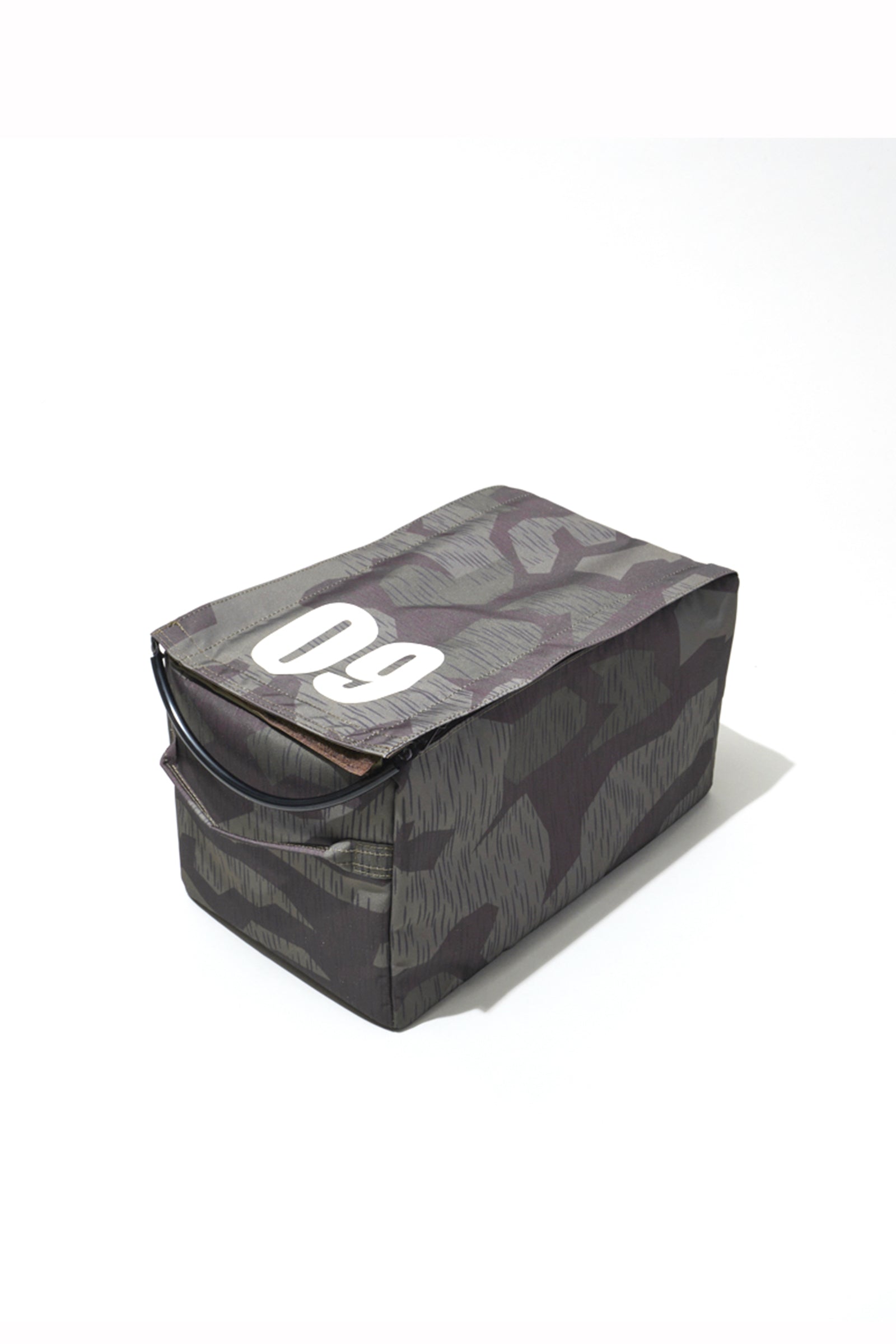 Mountain Research / 1/4 Container (Camo)-09 – redtriangle