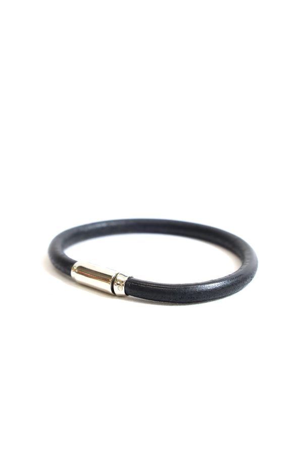 E.N.D / Magnetic Leather bracelet 5