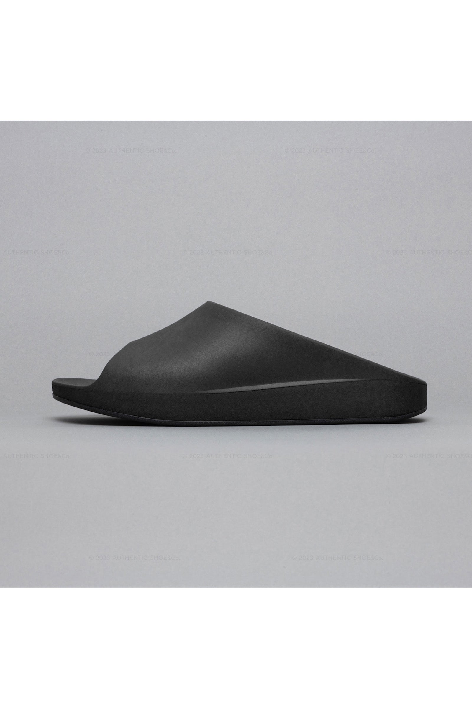 PPACO / LUX-2- Black – redtriangle