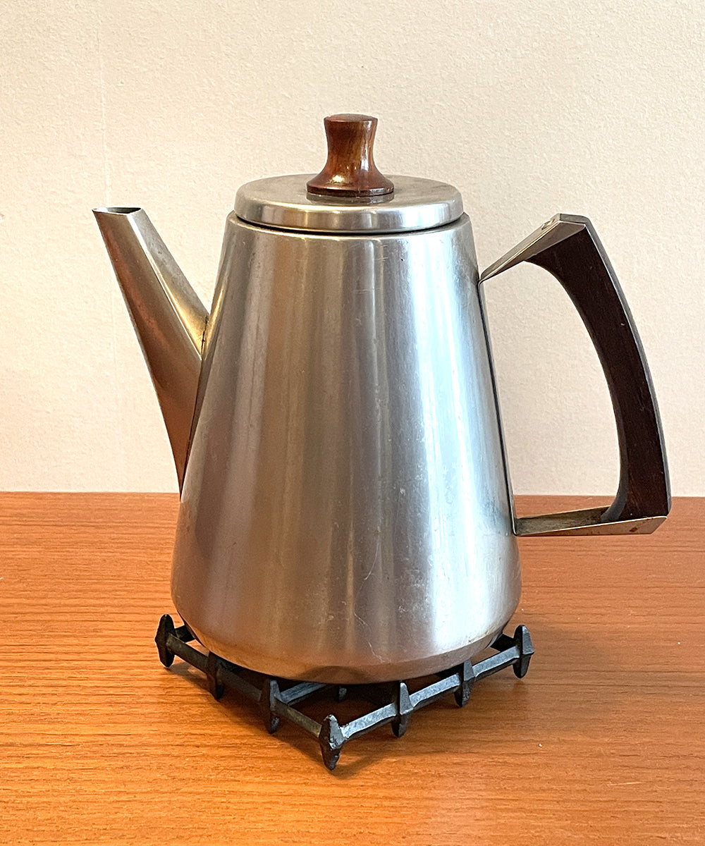 Mountain Research / UL Tribet – redtriangle