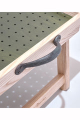 Mountain Research / Handle Table