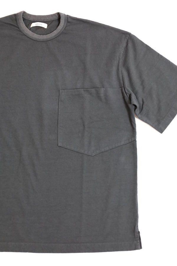alvana / Tanguis Wide Pocket Tee-Black