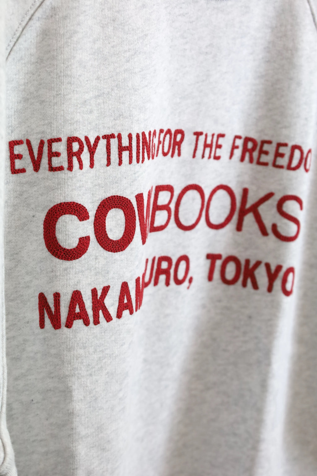 COW BOOKS / Book Vender Sweat-Tshirt-Ash×Red – redtriangle