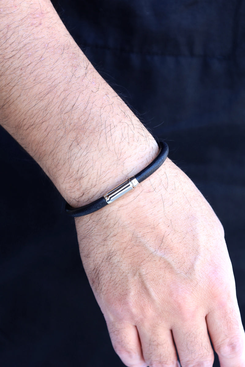 END / Magnetic Leather bracelet 5