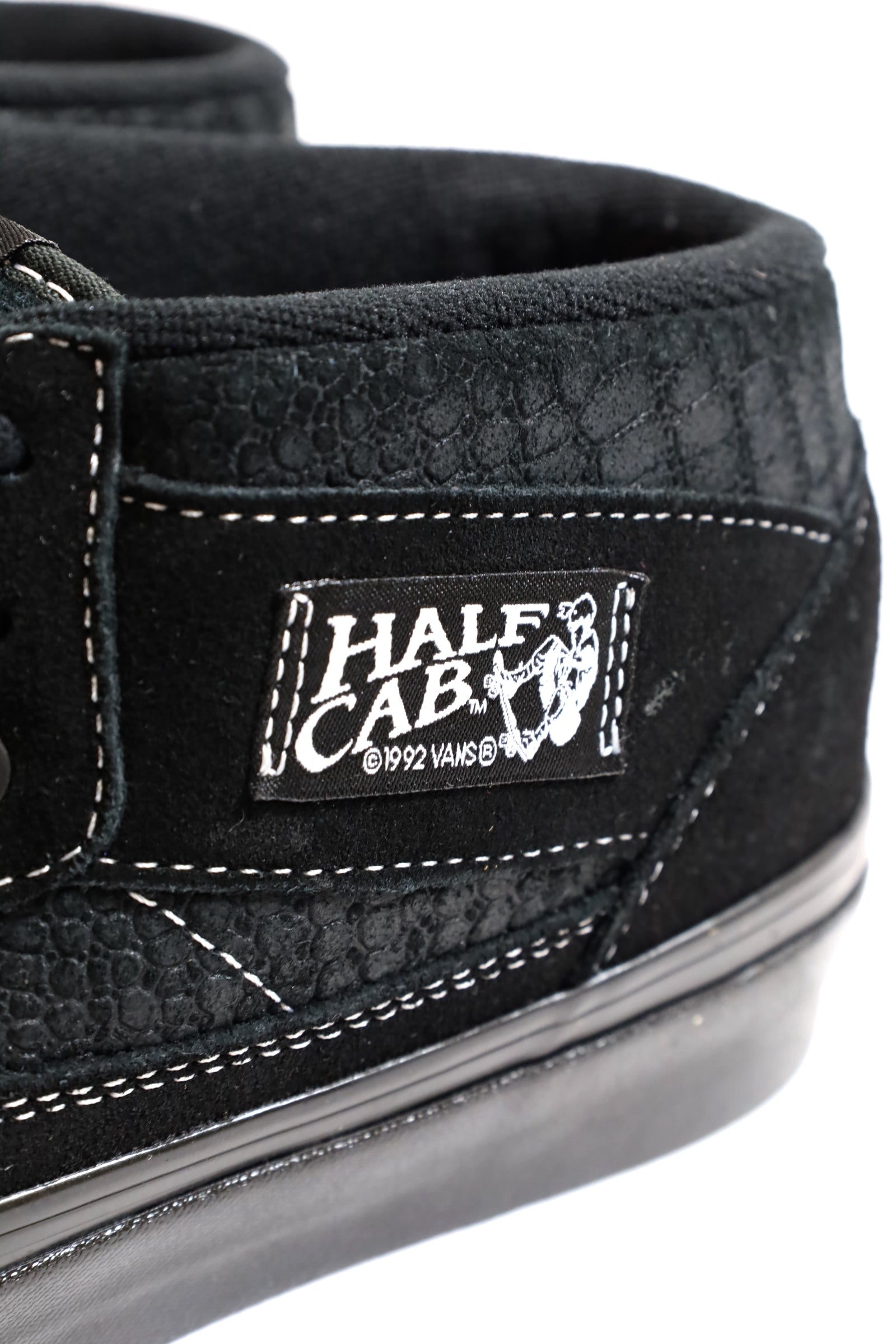 VANS / Anaheim Factory OG Croc Emboss Half Cab 33 DX-BLACK/BLACK –  redtriangle