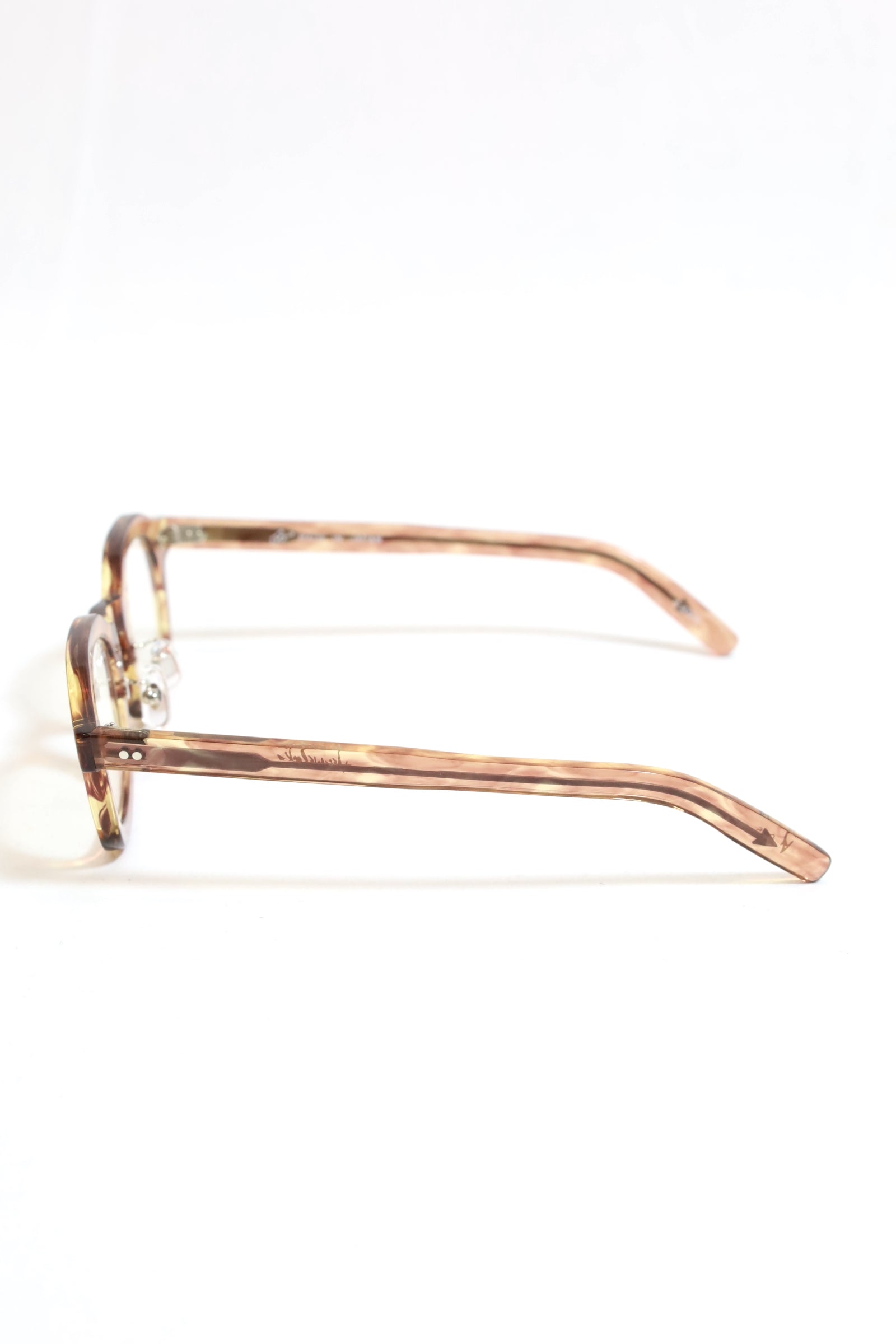 MEGANE ROCK / VECTOR015-YLBR – redtriangle
