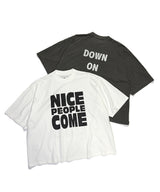 Down On The Corner / S/S D.S. Tee "Nice People Come" - White
