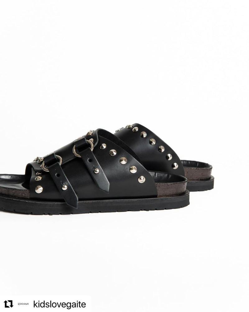 KIDS LOVE GAITE / STUDS SANDAL – redtriangle
