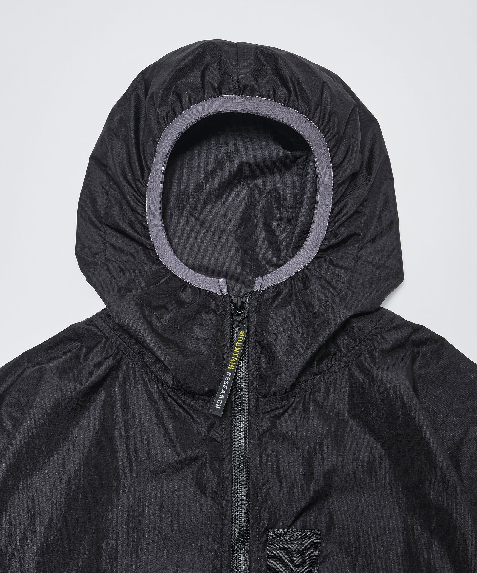Mountain Research / ID JKT. - Black – redtriangle