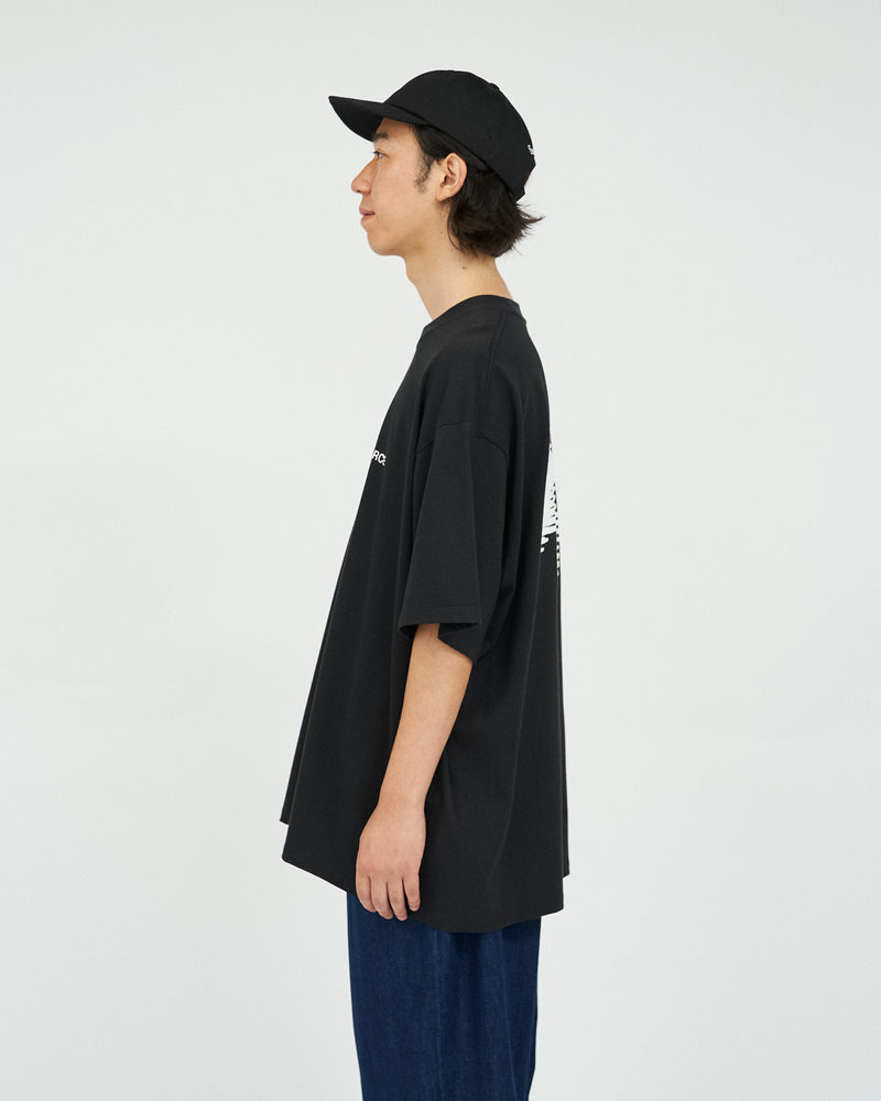 Fresh Service / AS×FS CORPORATE S/S TEE “ASB” - BLACK