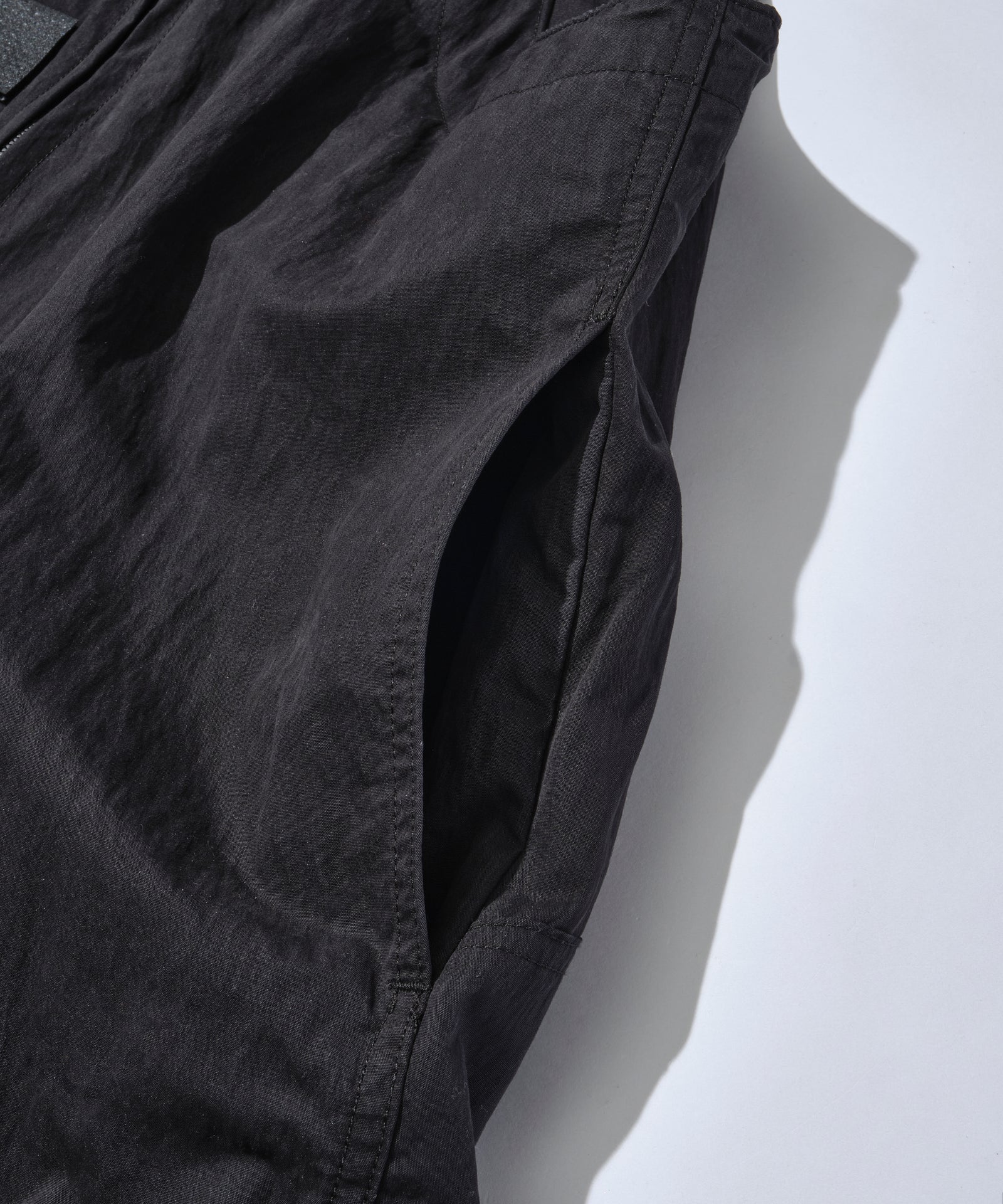 Mountain Research / MT Overall – redtriangle