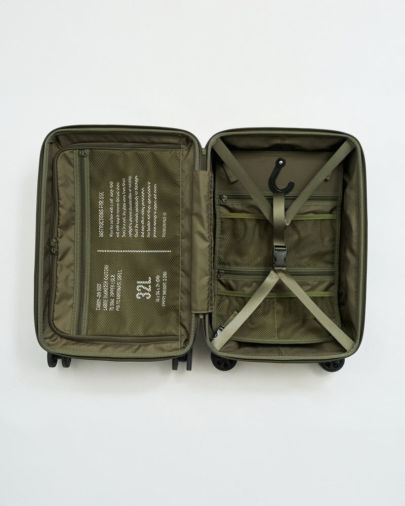 Fresh Service / ace. x FTS CABIN CASE