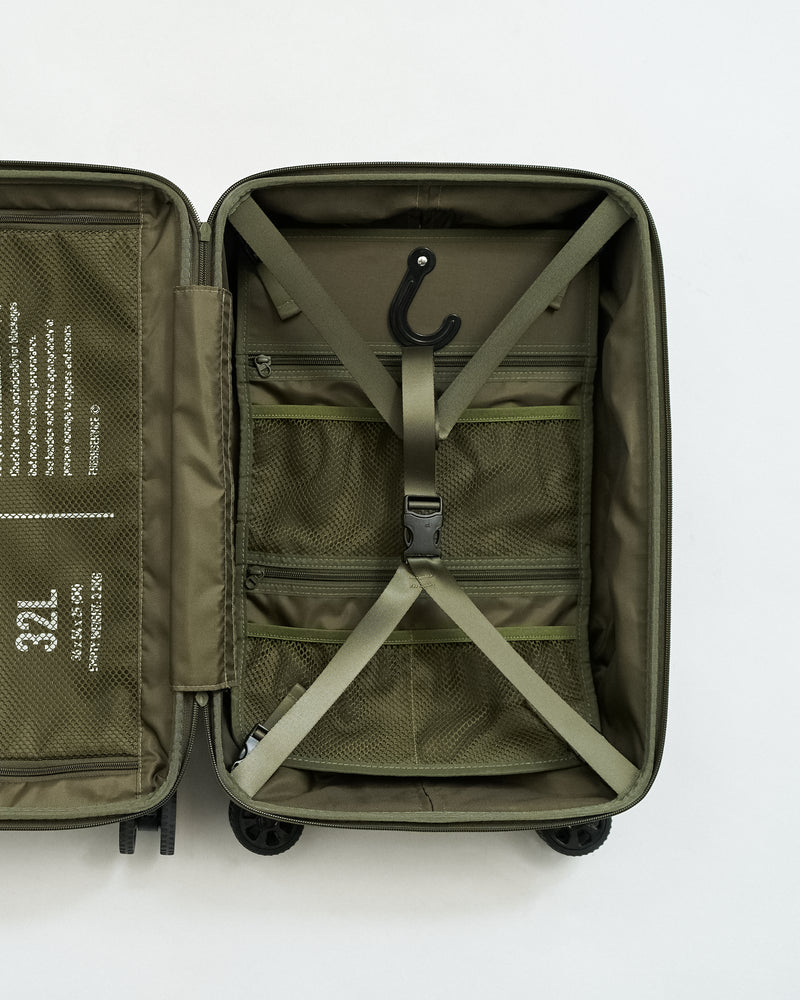 Fresh Service / ace. x FTS CABIN CASE