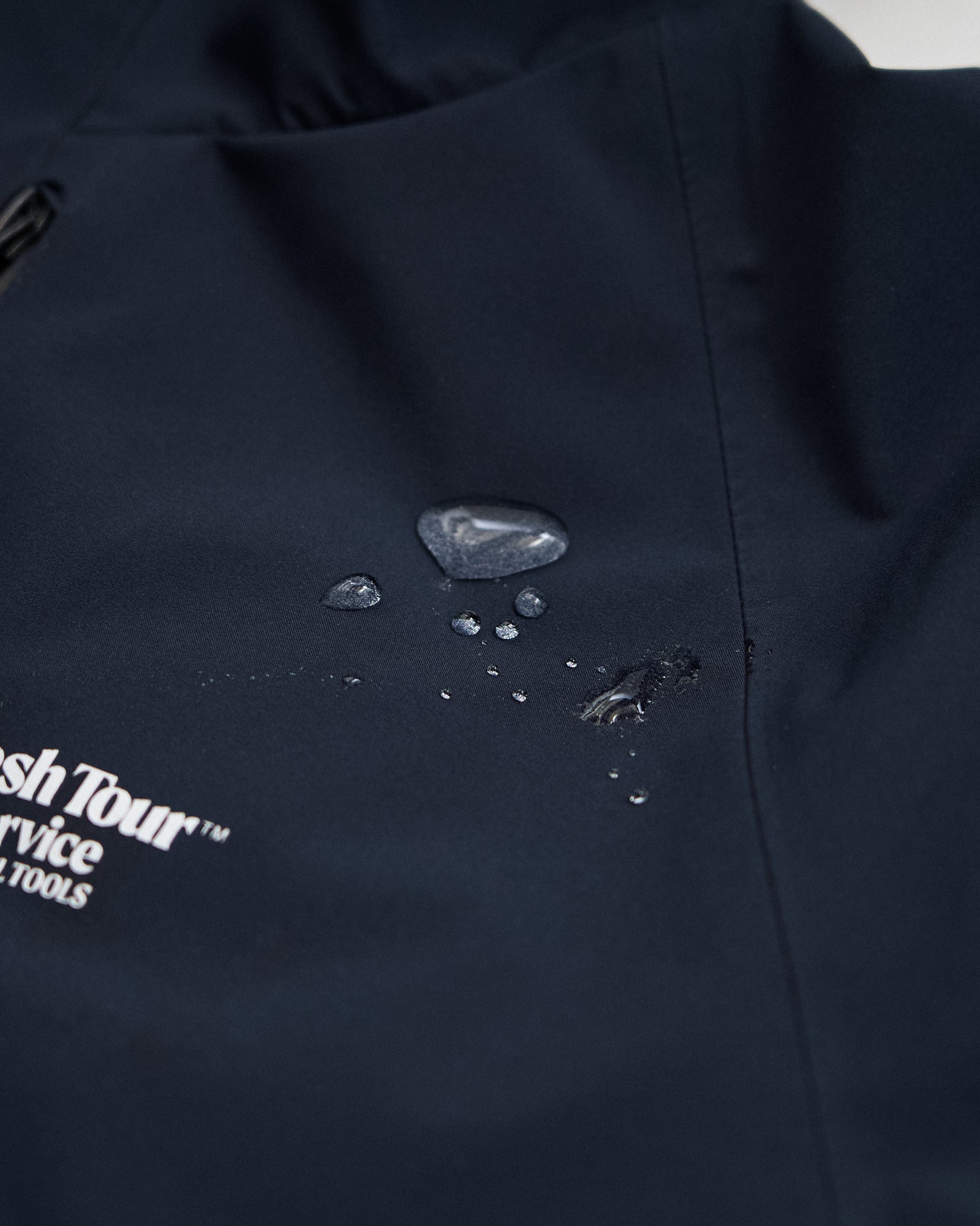 Fresh Service / WATERPROOF TACTICAL SHELL - Black – redtriangle