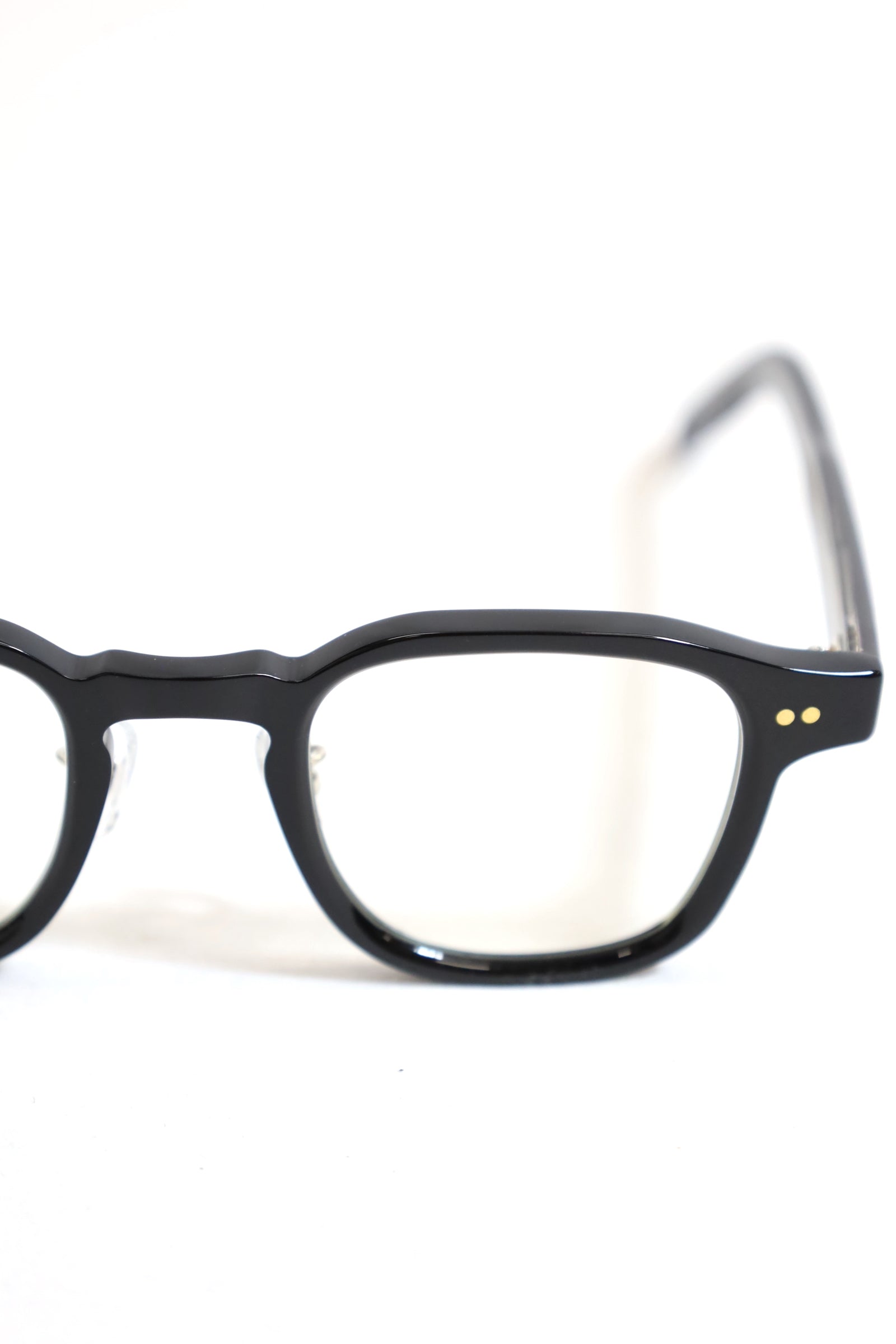 MEGANE ROCK / VECTOR 013-KURO – redtriangle