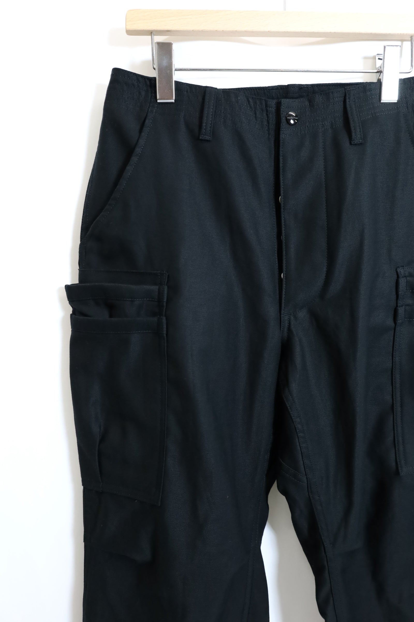 SASSAFRAS / Overgrown Pants 4/5 - Black – redtriangle