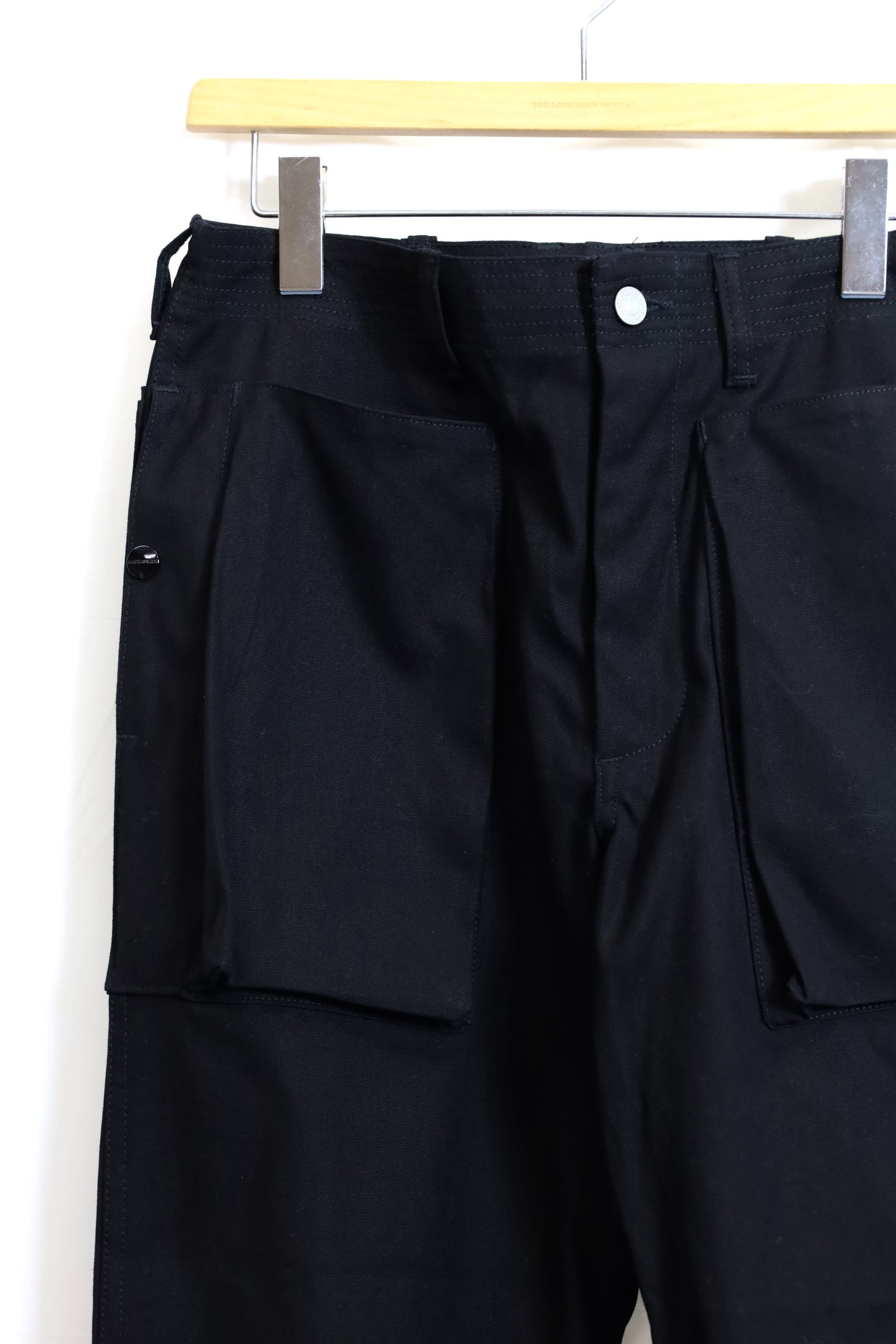 SASSAFRAS / Digs Crew Pants 4/5 - Black – redtriangle