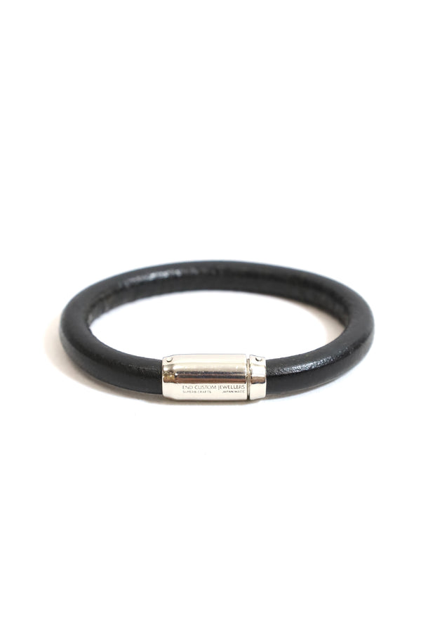 E.N.D / Magnetic Leather bracelet 8