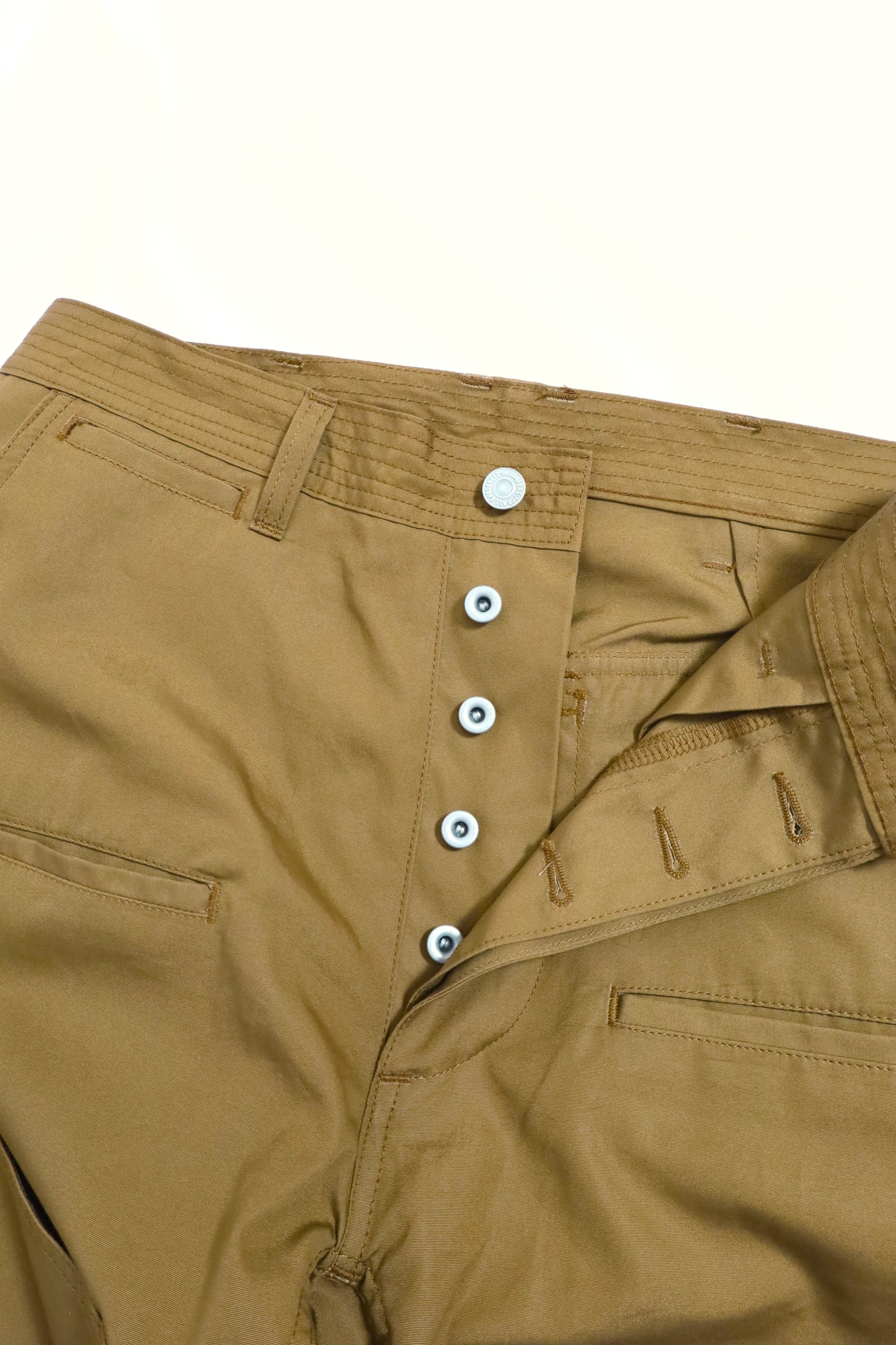 SASSAFRAS / Leaf Warden Pants 4/5 - Khaki – redtriangle