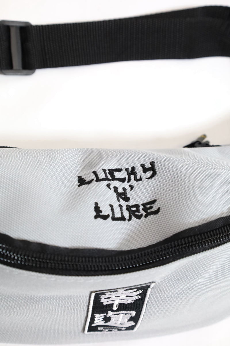 Lucky 'n' Lure / 幸運 Belt Bag - GRAY