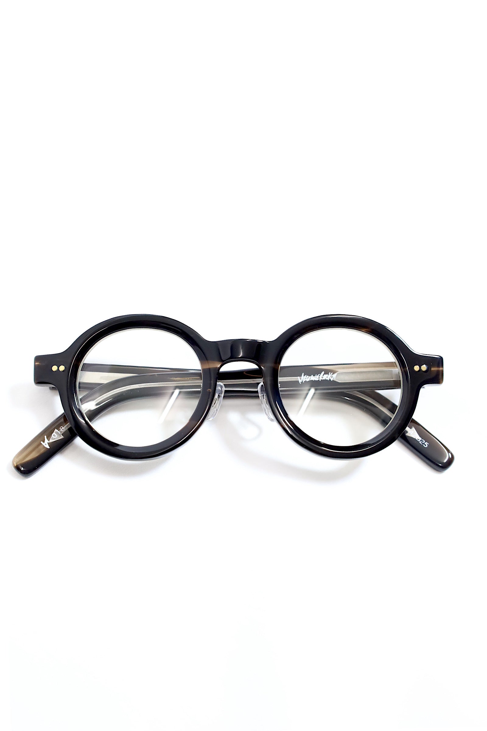MEGANE ROCK / VECTOR 018 - MOCA – redtriangle