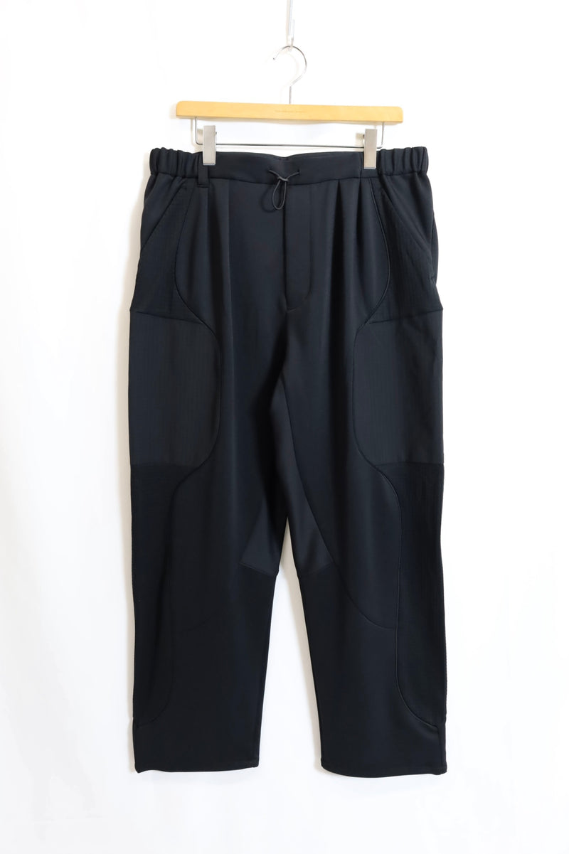 BLK /2 TUCK EASY PANTS - BK2573408