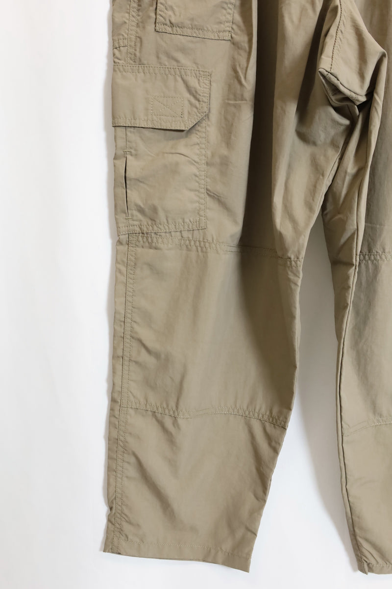 BAMBOO SHOOTS  / MOUNTAIN CARGO CLIMBING PANTS  - Beige
