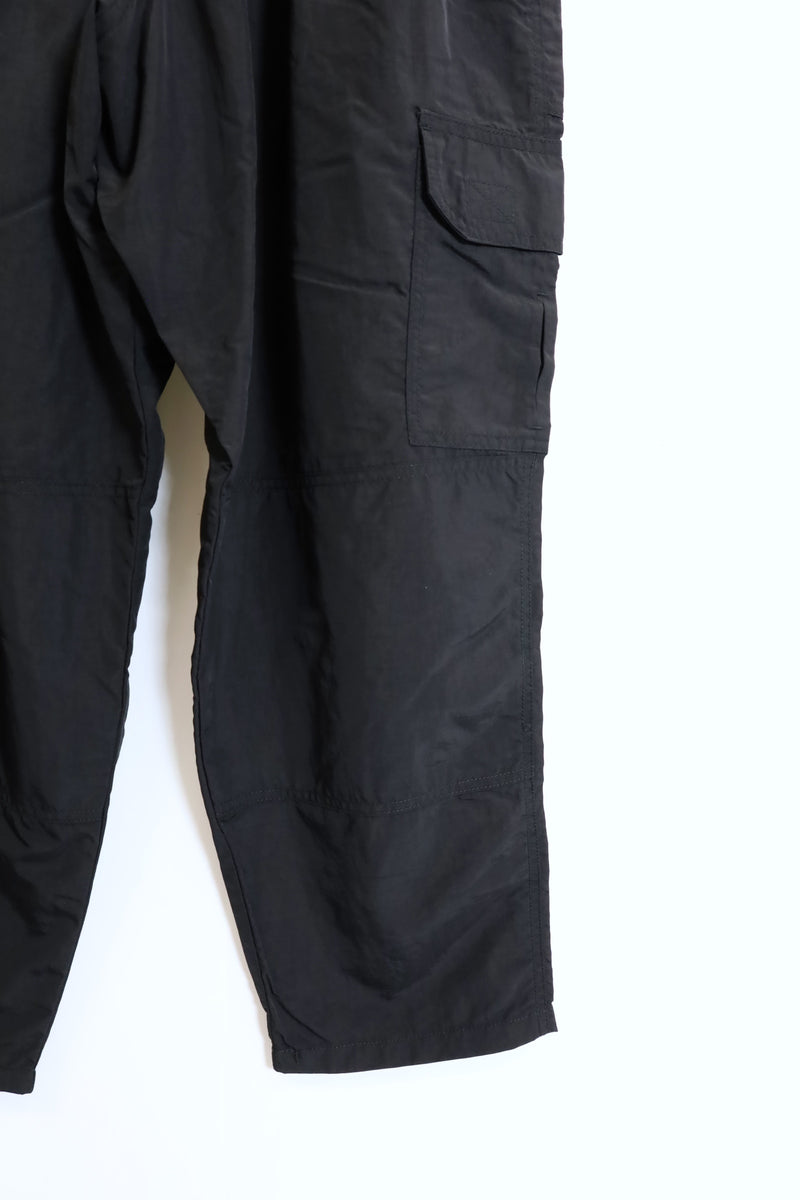BAMBOO SHOOTS  / MOUNTAIN CARGO CLIMBING PANTS  - Black