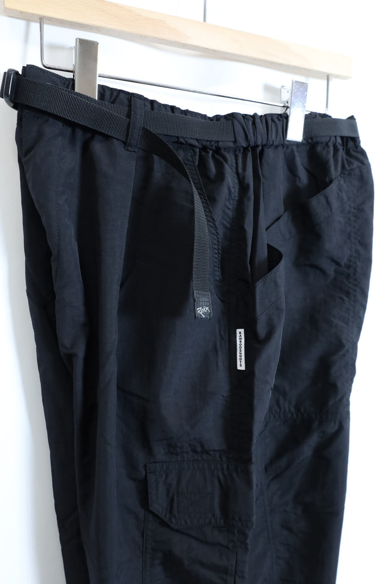 BAMBOO SHOOTS  / MOUNTAIN CARGO CLIMBING PANTS  - Black