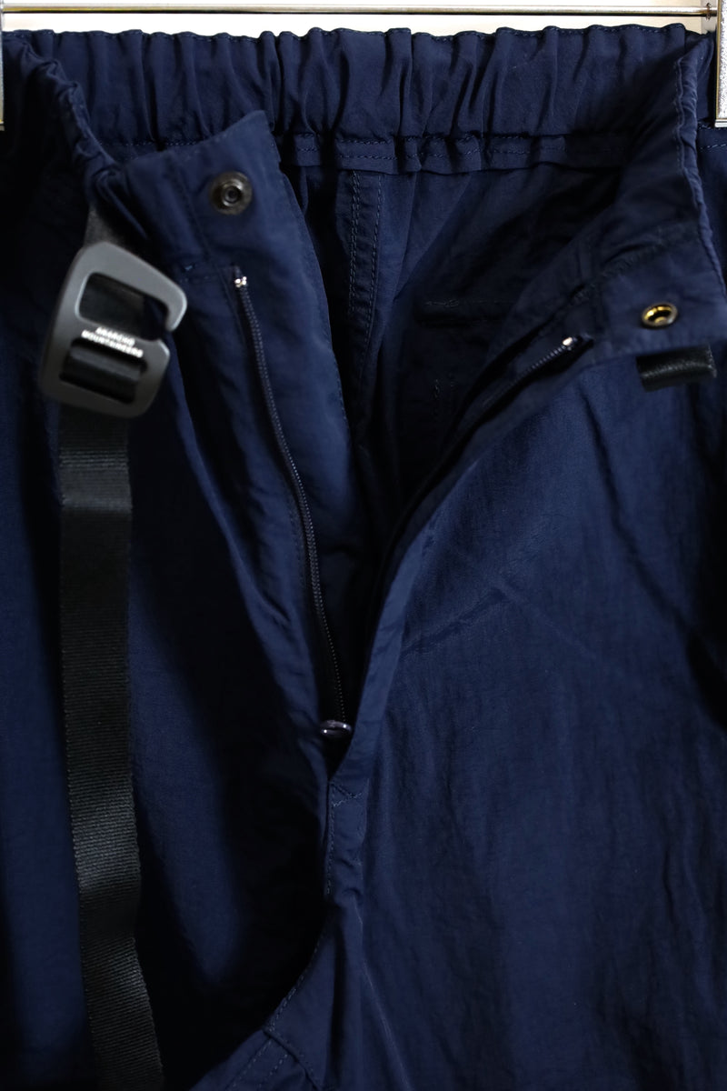 Mountain Research / White Line - Navy