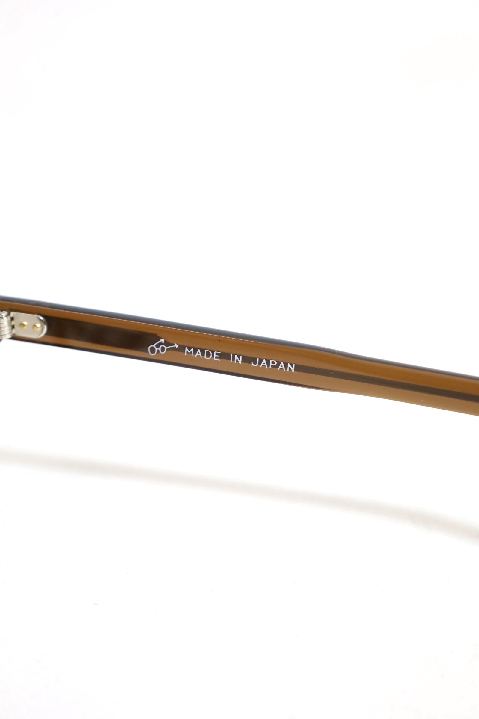 MEGANE ROCK / VECTOR 008 - DBR – redtriangle