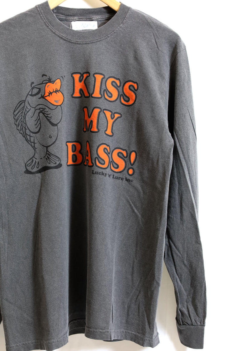 Lucky 'n' Lure / "KISS MY BASS!" LS CREW NECK TEE- Black