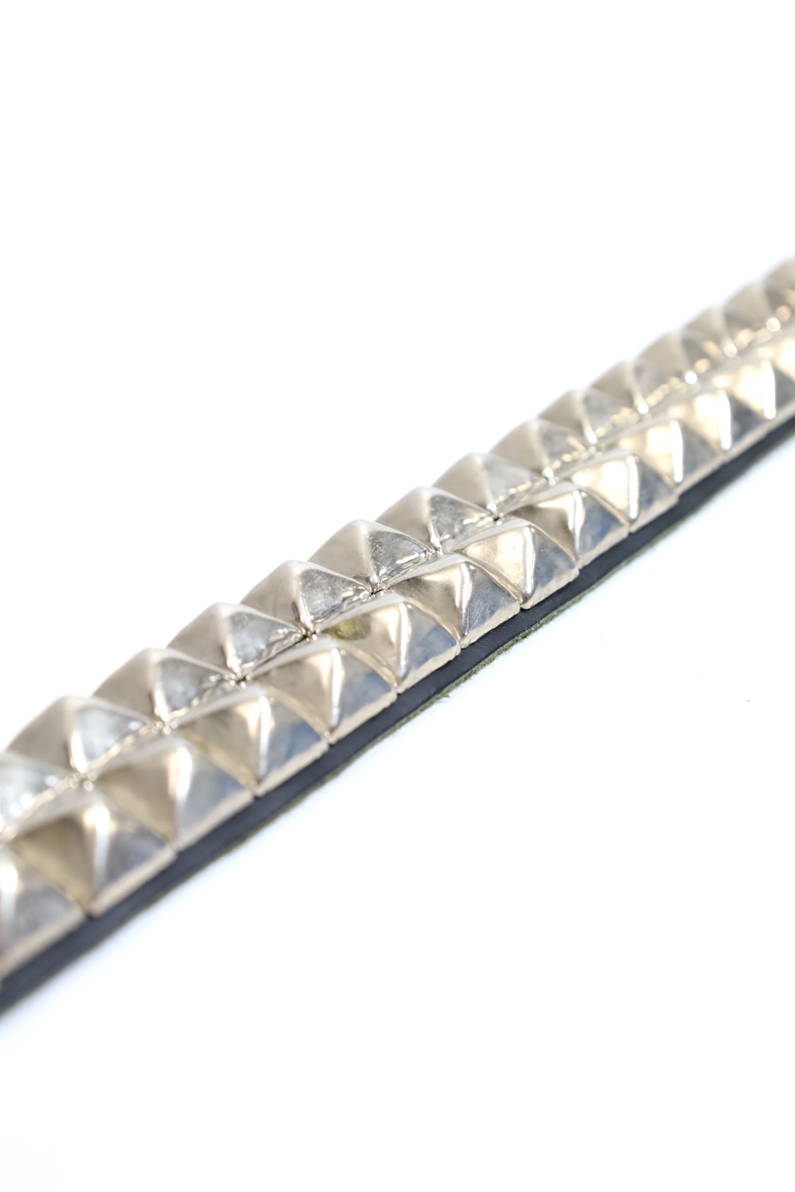 Wendy's of LONDON / 2-Row Large Pyramid Stud Belt – redtriangle
