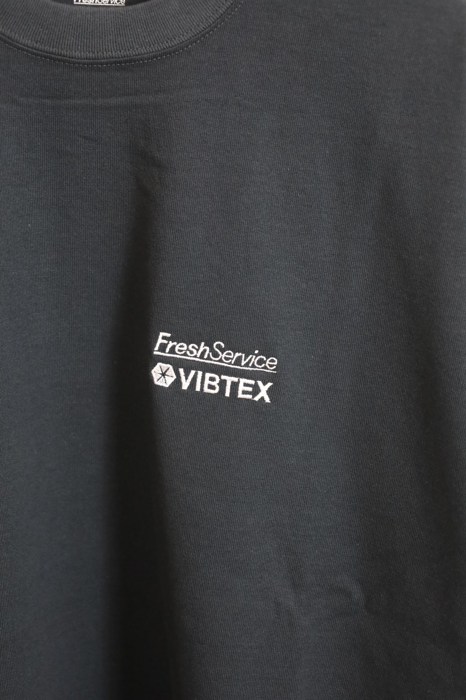 Fresh Service / VIBTEX for FreshService S/S CREW NECK TEE-Gray – redtriangle