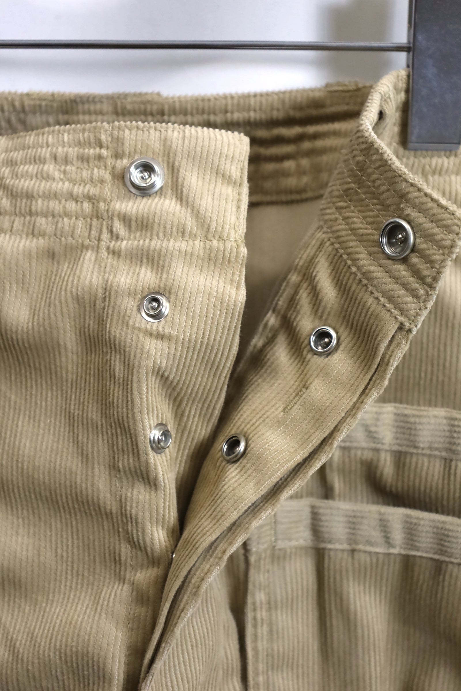 SASSAFRAS / Overgrown Fatigue Pants 1/2 - SF-242140 SASSAFRAS / Overgrown Fatigue Pants 1/2 - SF-242140