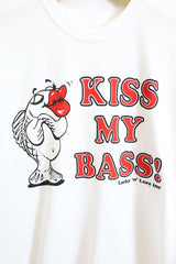 Lucky 'n' Lure / "KISS MY BASS !" SS CREW NECK TEE- White