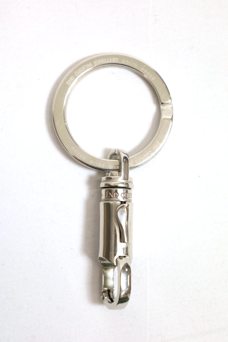 END / Swivel Cylinder Clasp Keyholder