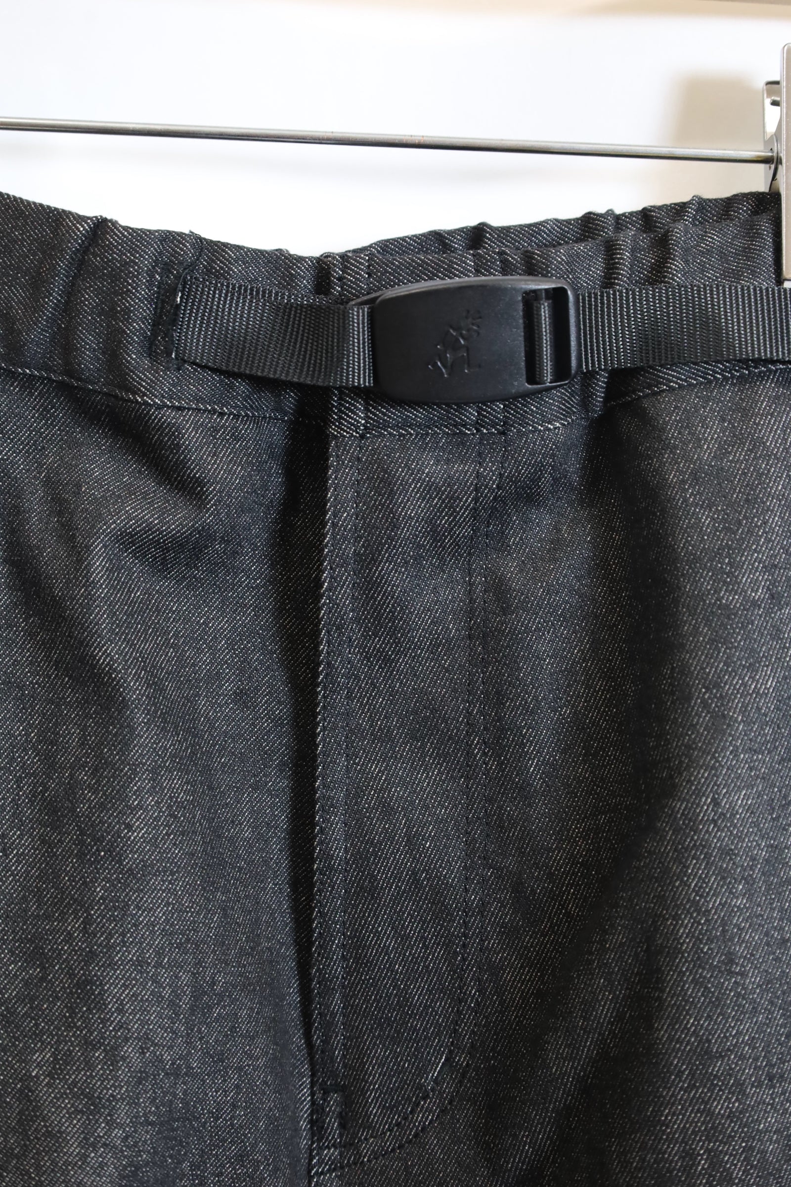 White Mountaineering /WM×GRAMICCI DENIM TAPERED PANTS- WM2473408 