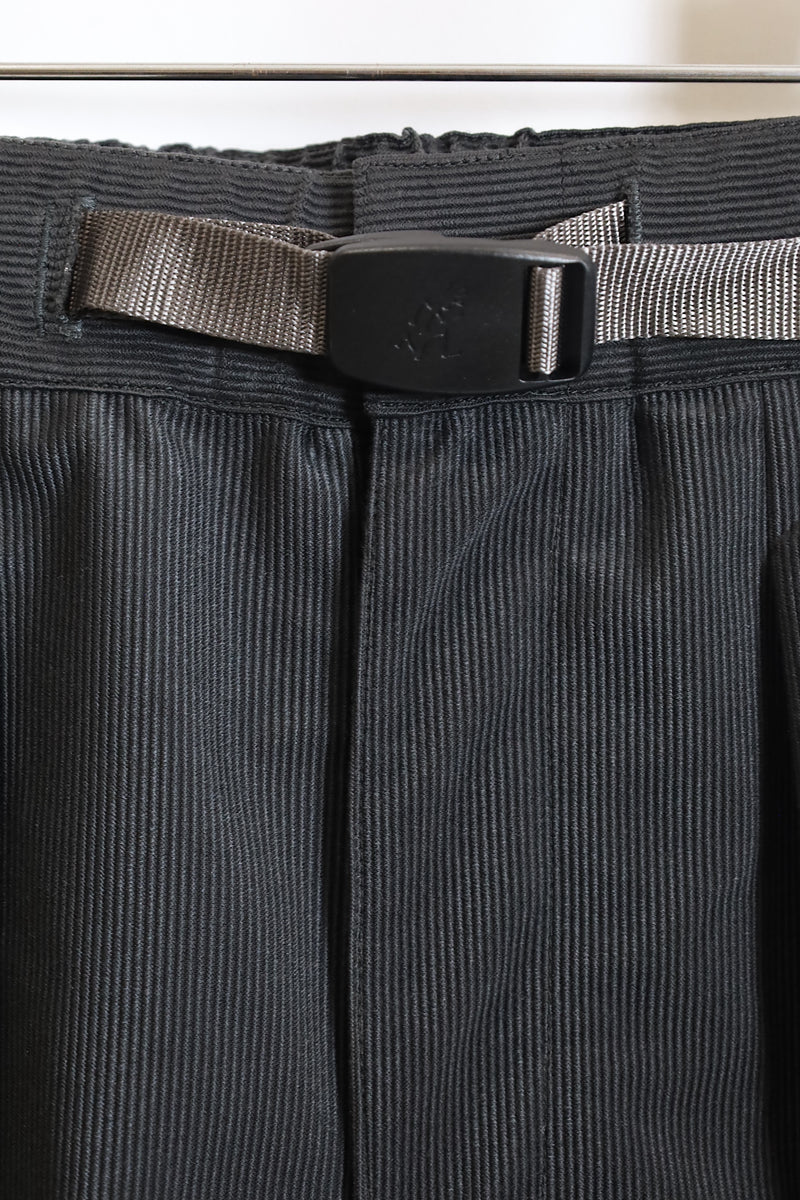 White Mountaineering /WM×GRAMICCI CORDUROY 3 TUCK PANTS- WM2473409/CHARCOAL 