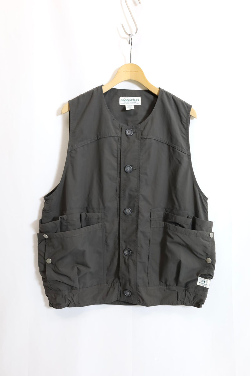 SASSAFRAS / OVERGROWN HIKER VEST - SF262326 – redtriangle