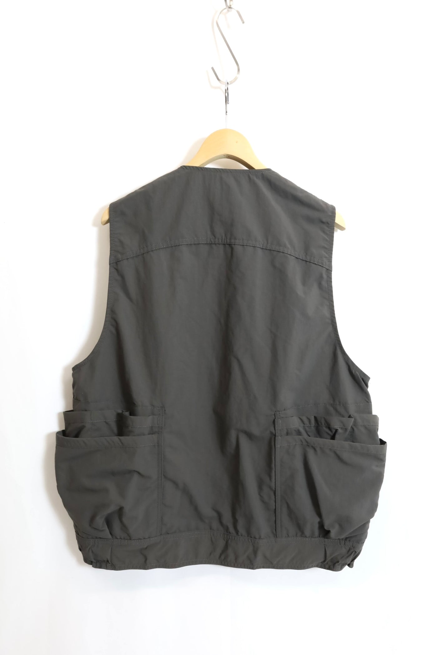 SASSAFRAS / OVERGROWN HIKER VEST - SF262326 – redtriangle