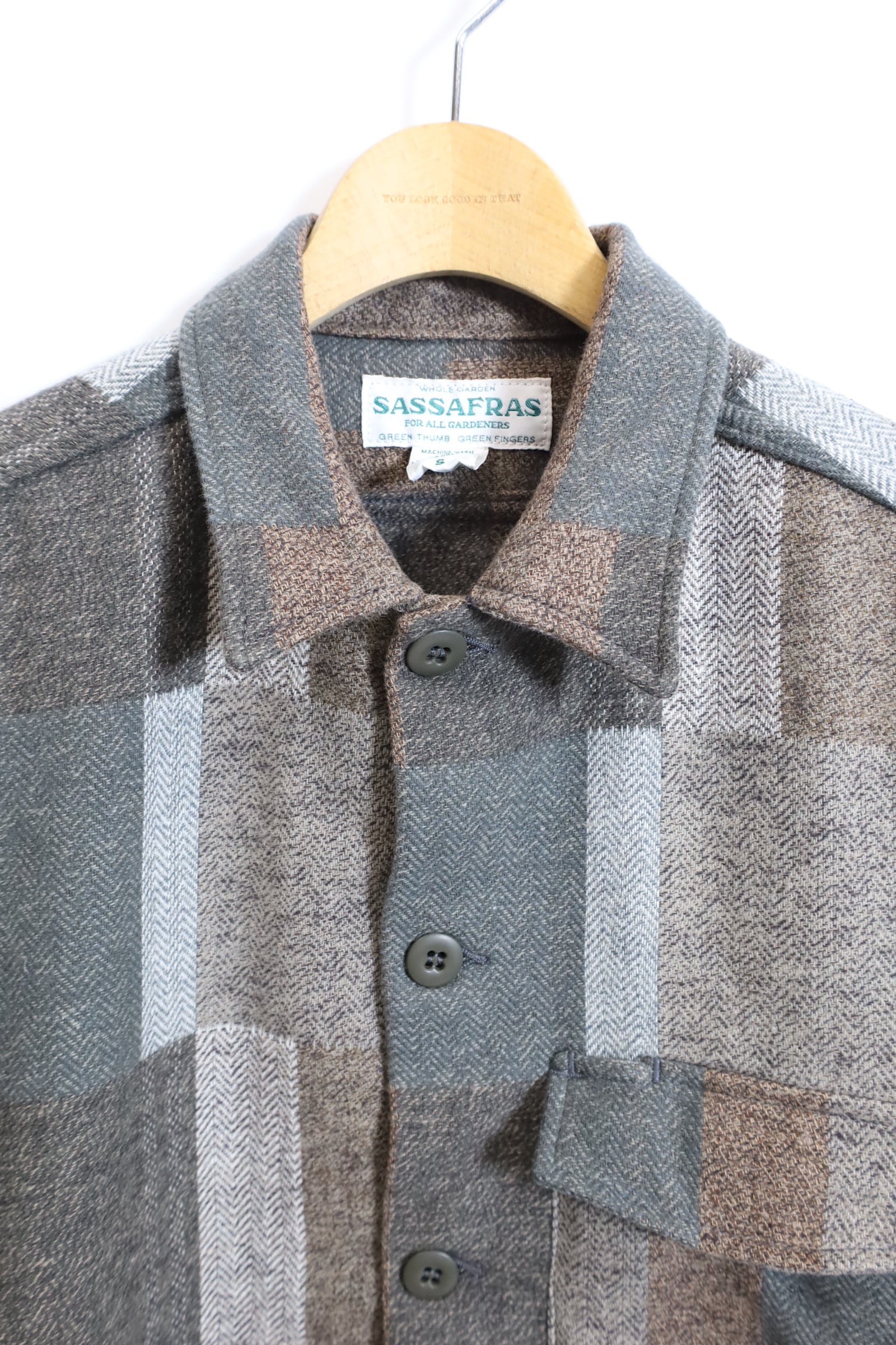 SASSAFRAS / Digs Crew Half – redtriangle