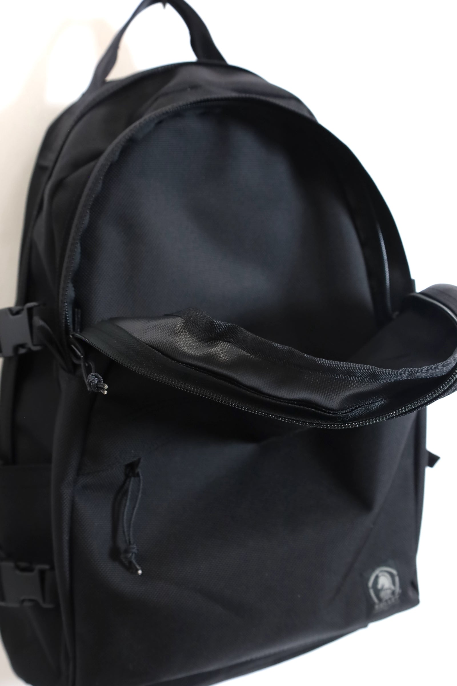 Ballistics / UTILITY A-3 - BK – redtriangle